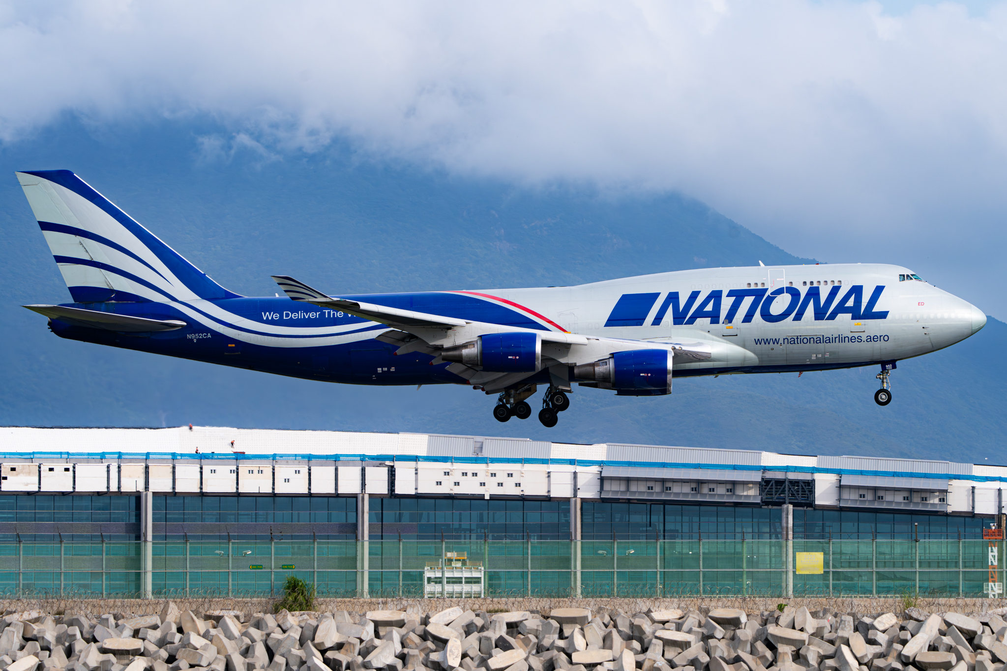 airplane landing